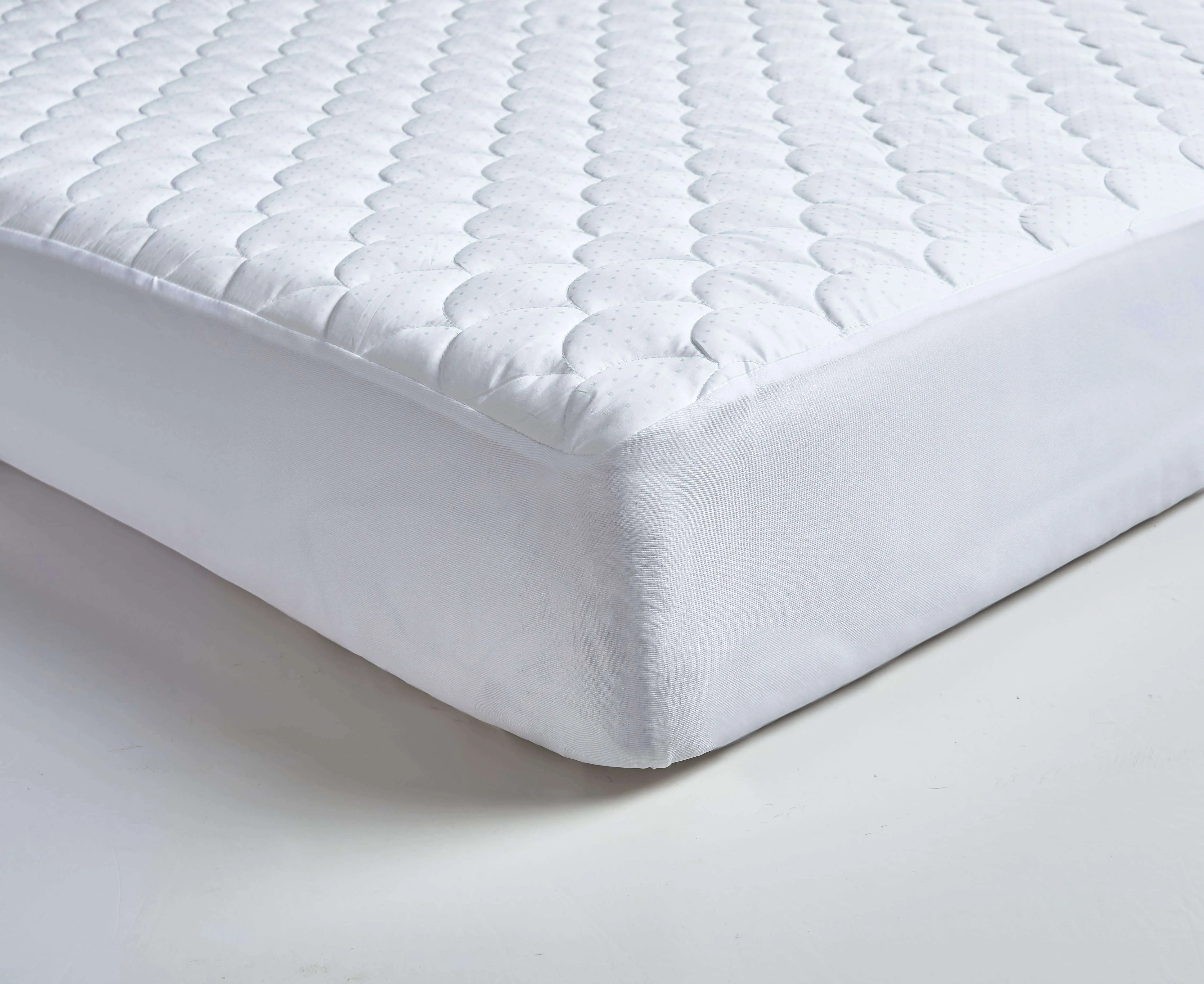 350 Thread Count Damask Dot Mattress Pad