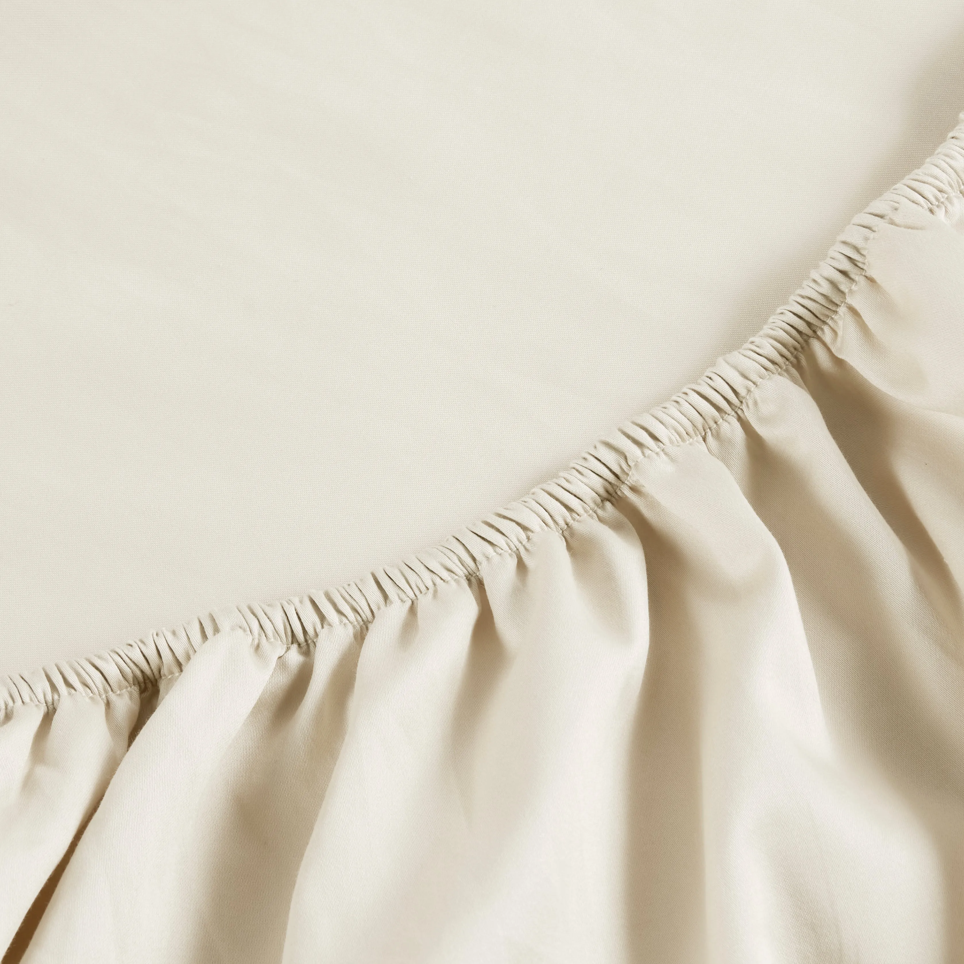 400 TC FITTED SHEET - CHRISTY PD COTTON SATEEN