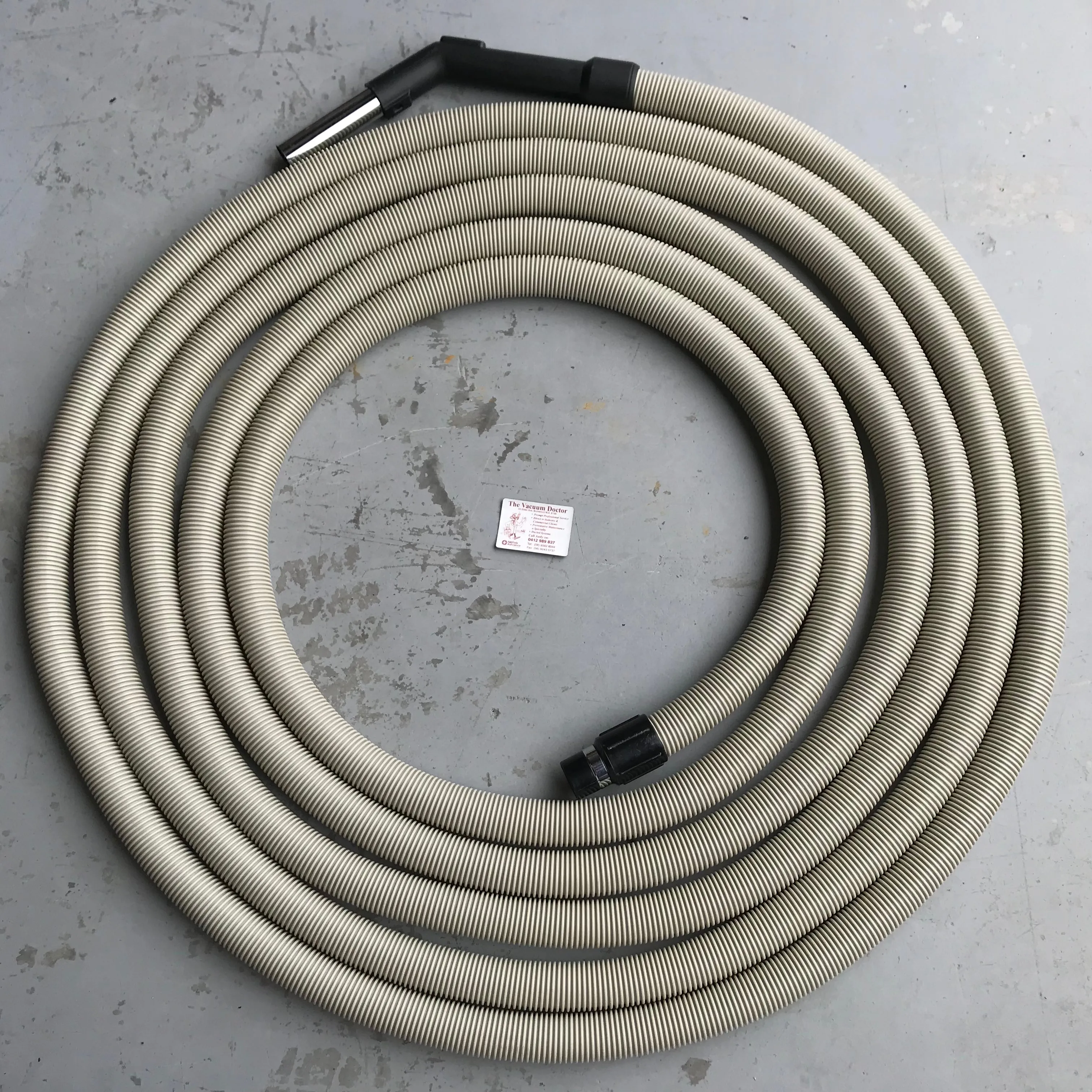 9 Metre Length 32mm Domestic Cream Ducted Vacuum Hose Complete