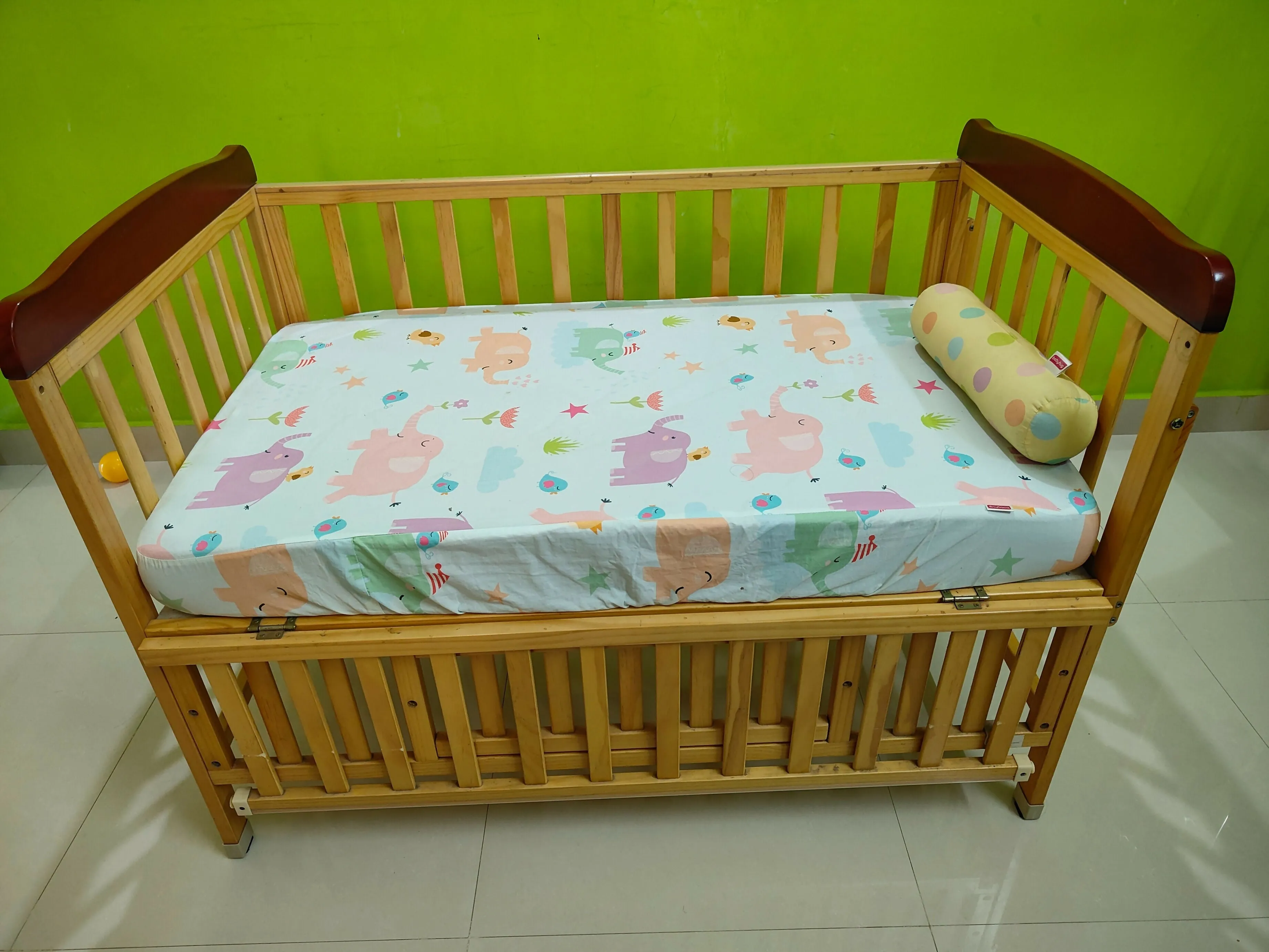 BABYHUG Hamilton Wooden Cot/Crib with Mosquito Net and Bed,Dimensions:26 x 46 x 32 inches