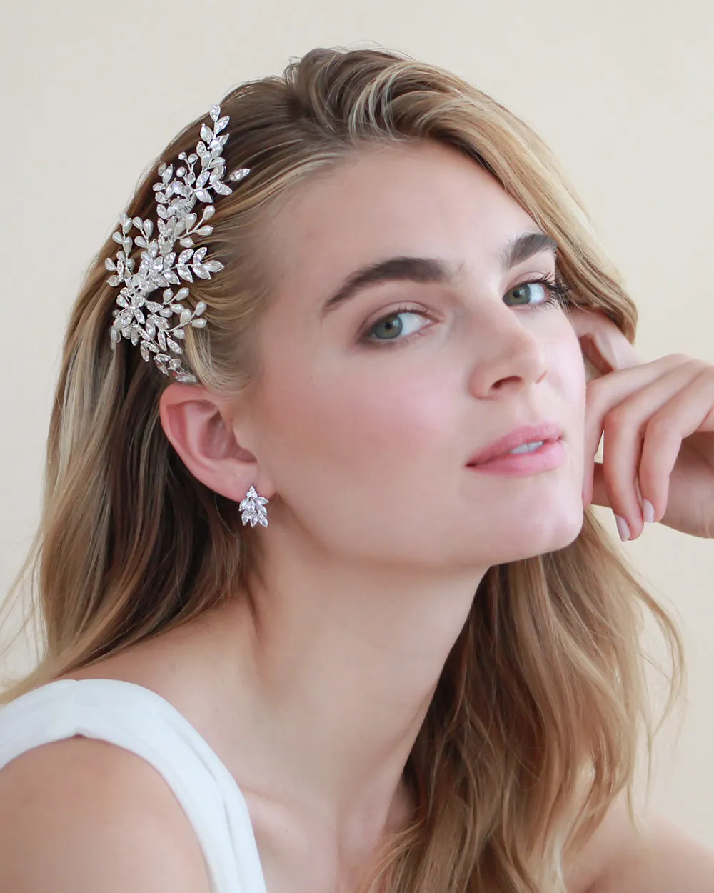 Camila Pearl Bridal Clip