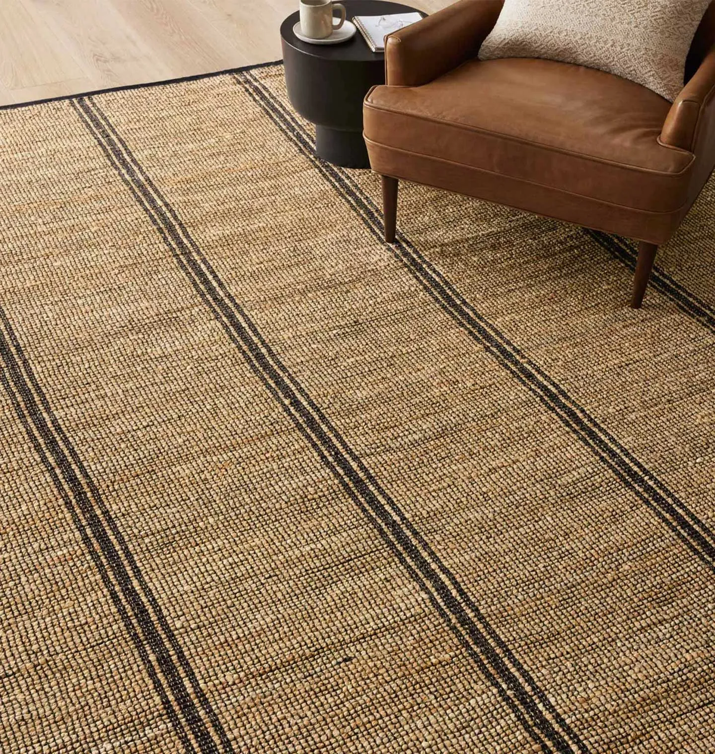 Colton CON-01 Natural / Black Area Rug