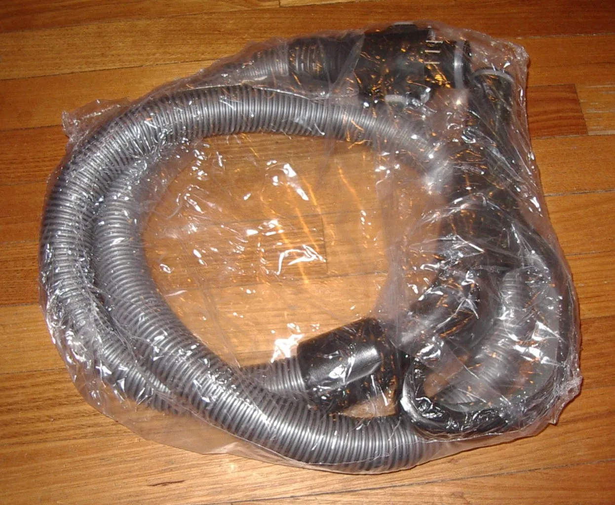 Electrolux UltraOne Z90, Z8871P Complete Active Hose Part # 2193947328