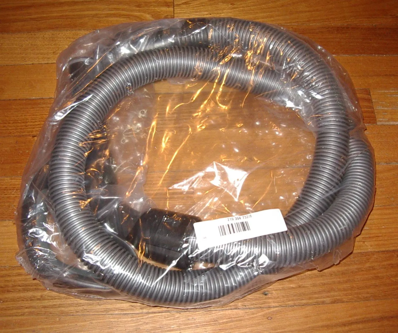 Electrolux UltraOne Z90, Z8871P Complete Active Hose Part # 2193947328