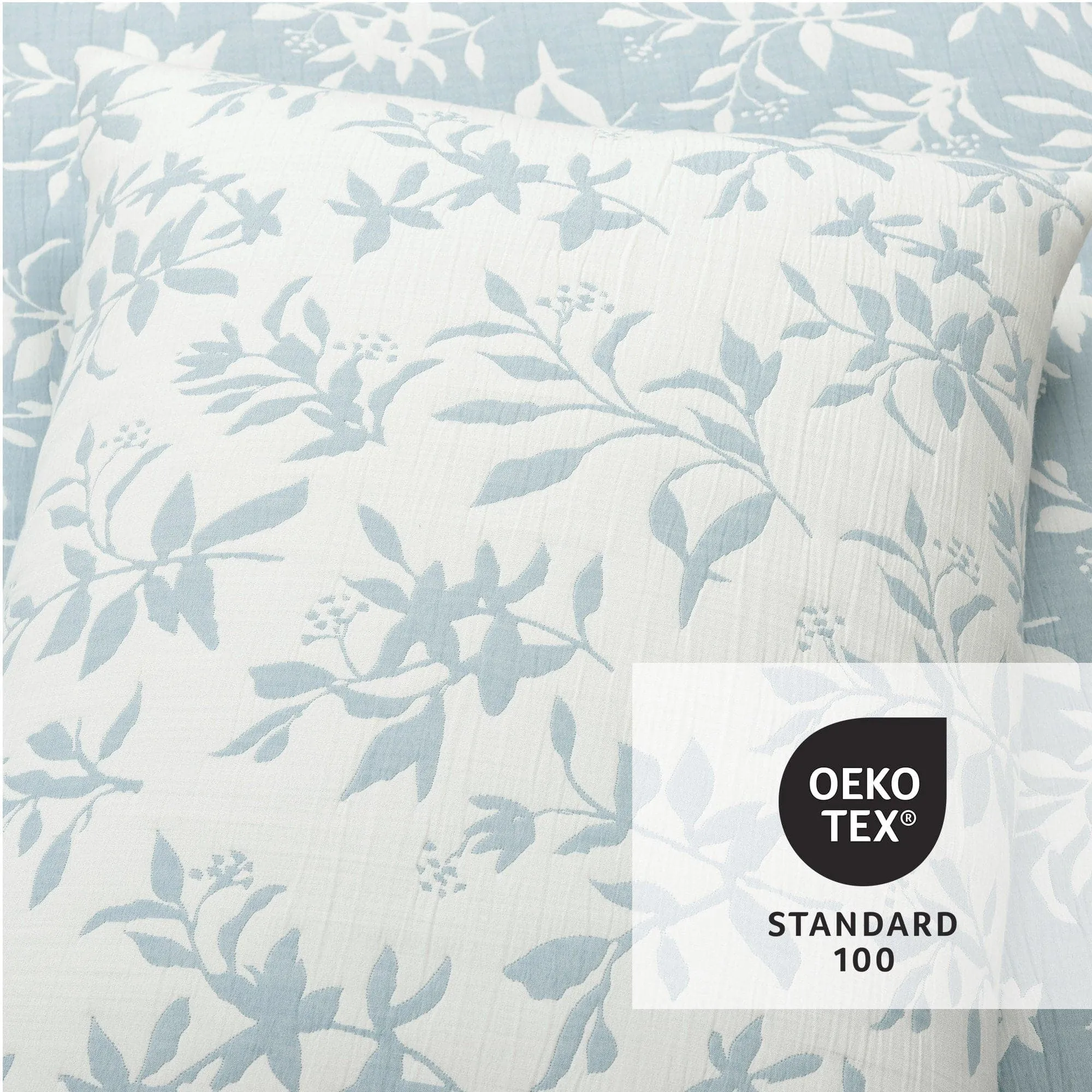 Floral Jacquard Reversible Soft Matelassé 3 Piece Quilt Set