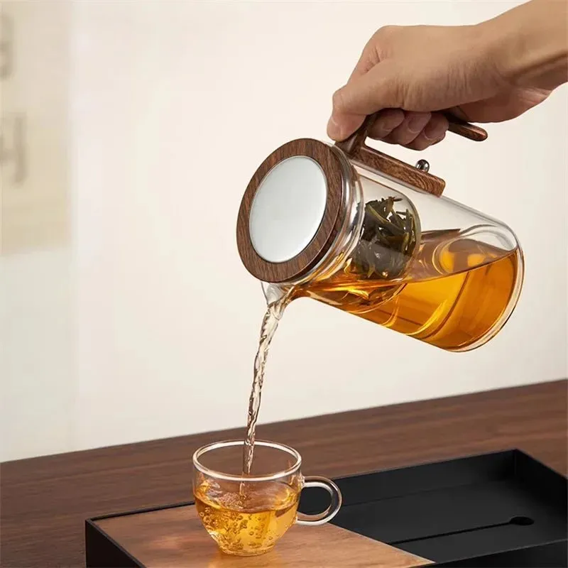 Glass Teapot with Magnetic One-Click Filter – Wooden Handle Design for Seamless Tea Brewing and Perfect Infusions