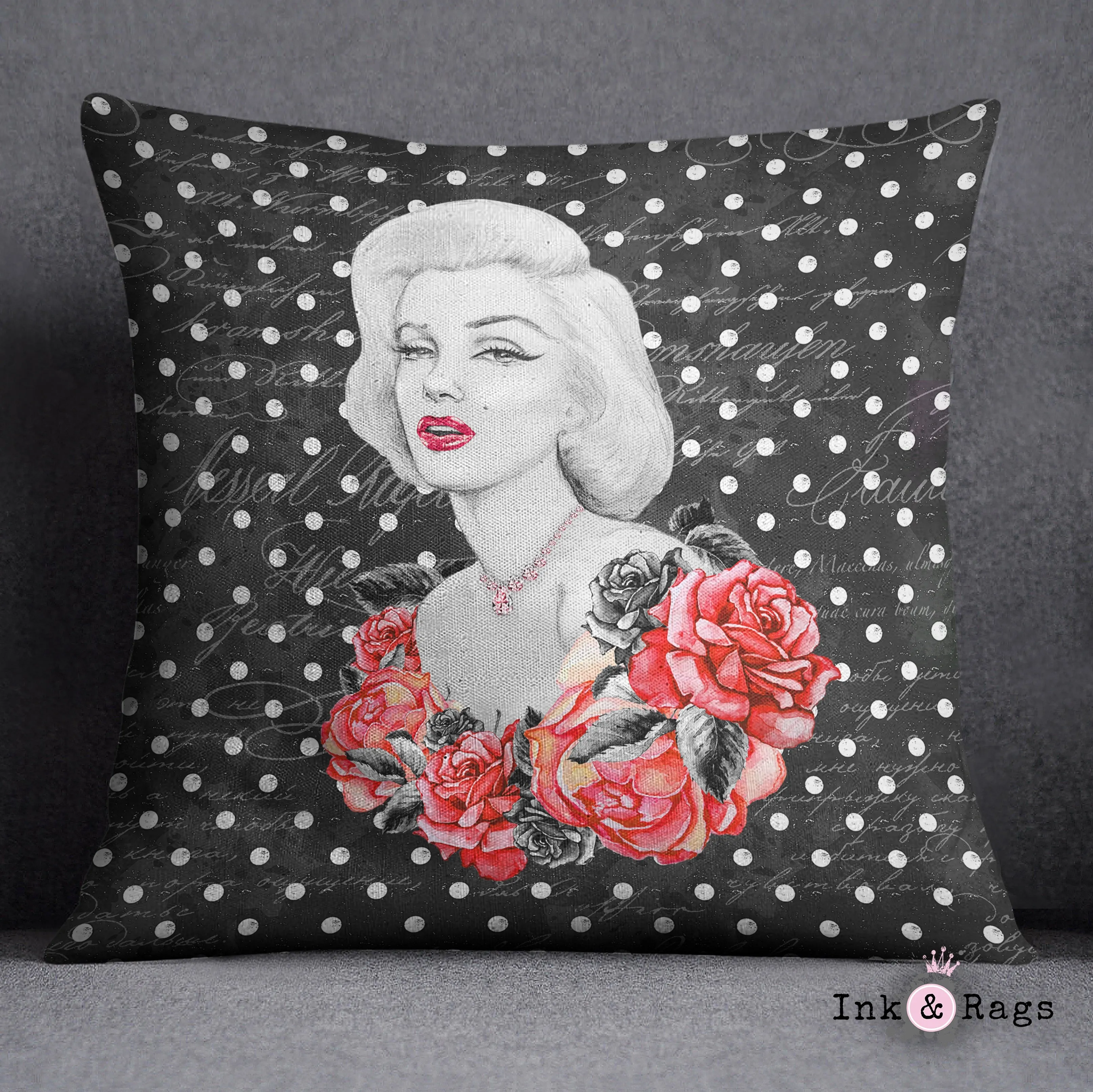 Hollywood Red Rose Marilyn Decorative Throw and Pillow Cover Set