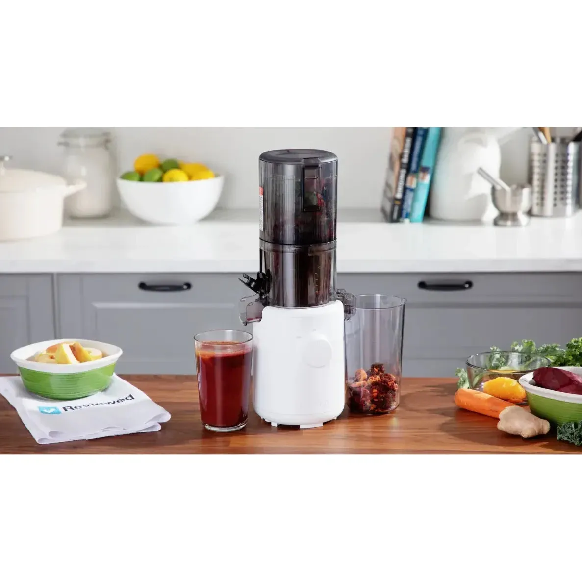 Hurom Personal Self Feeding Slow Masticating Juicer