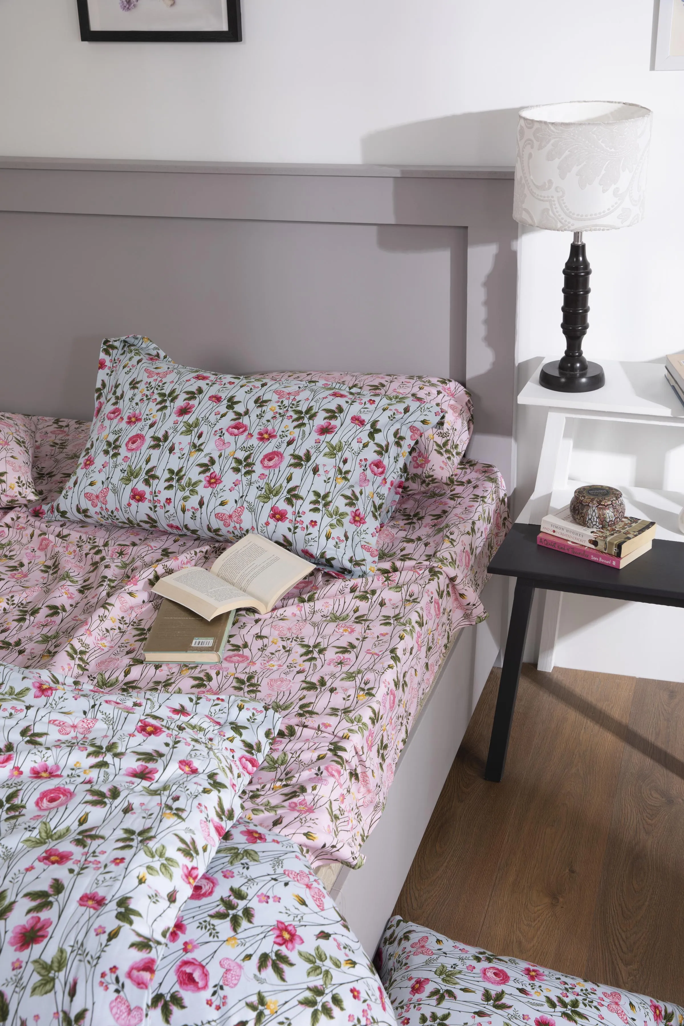 Pastel Floral-Bed Sheet