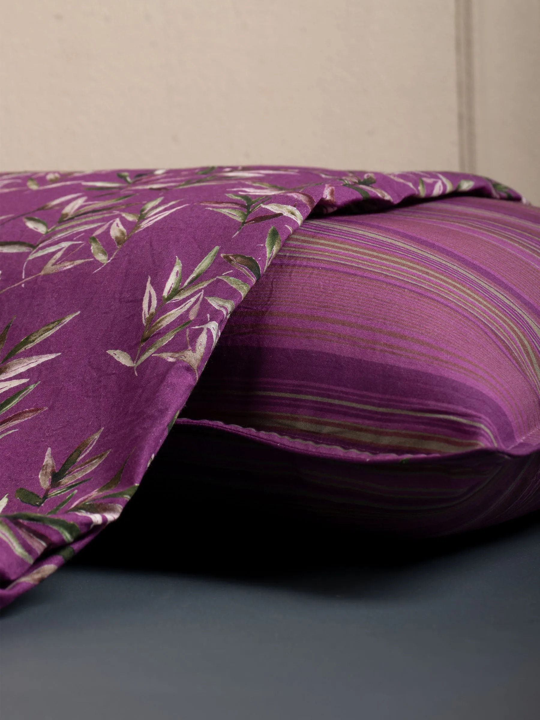 Purple Coral Leaved Printed Bed Sheet Set with 2 Pillow Covers