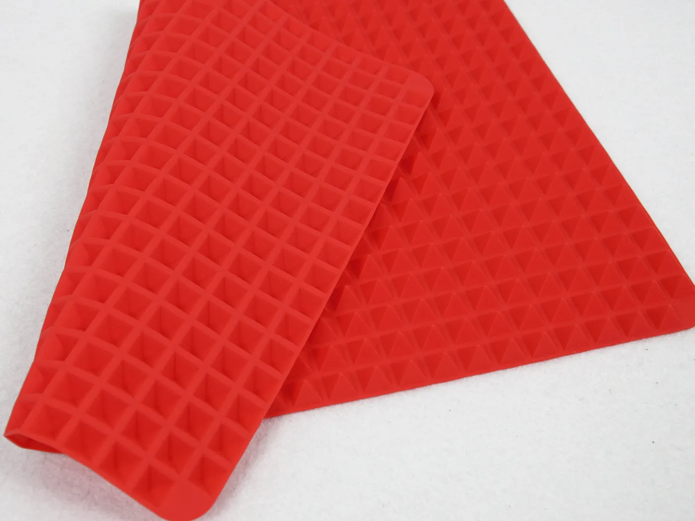 Red Pyramid Pan Nonstick Silicone Mat