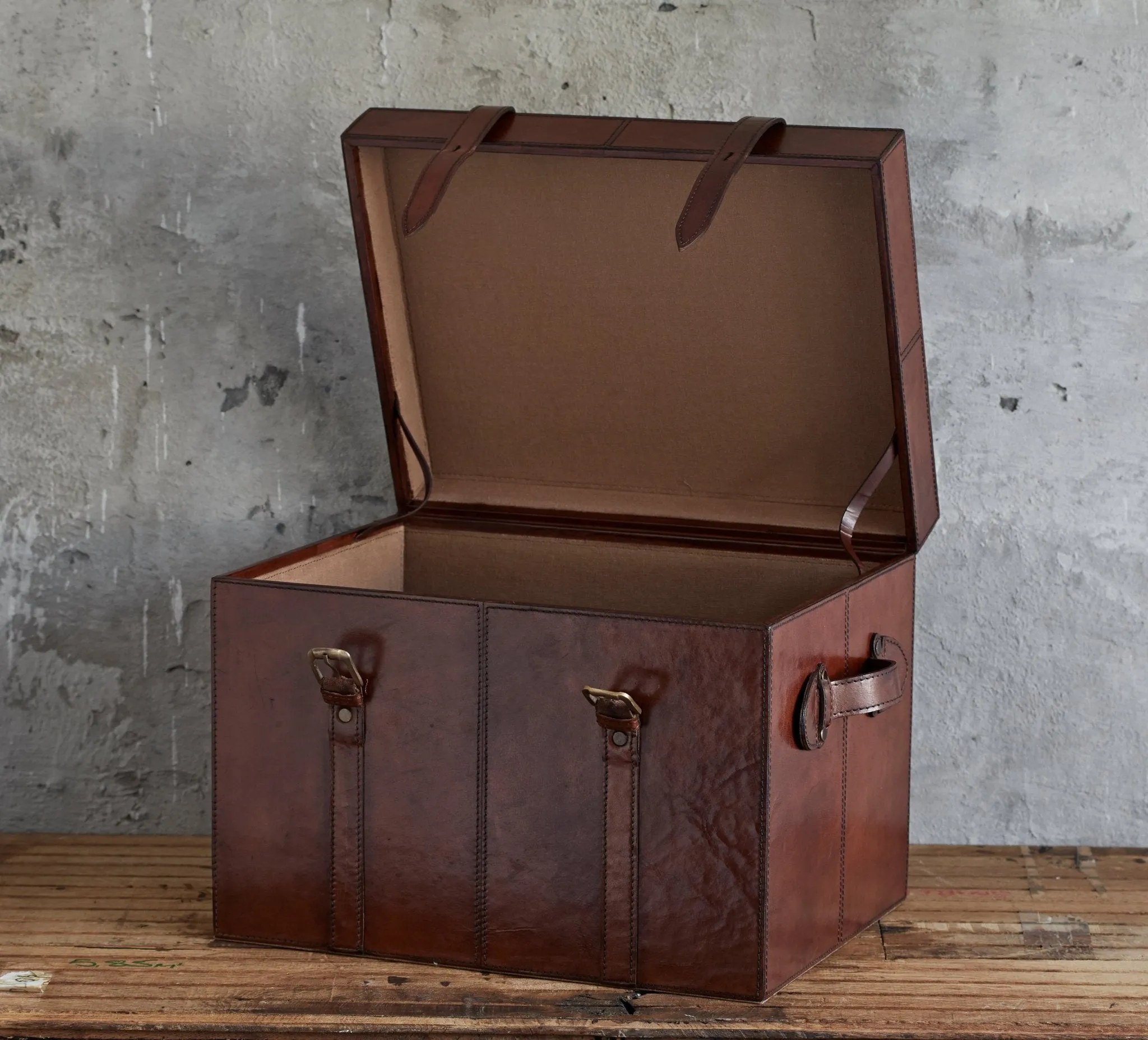 Trunk / Large, single / Steamer