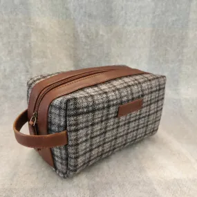 Tweed DOPP Kit for Men (Anchor Check Twill)