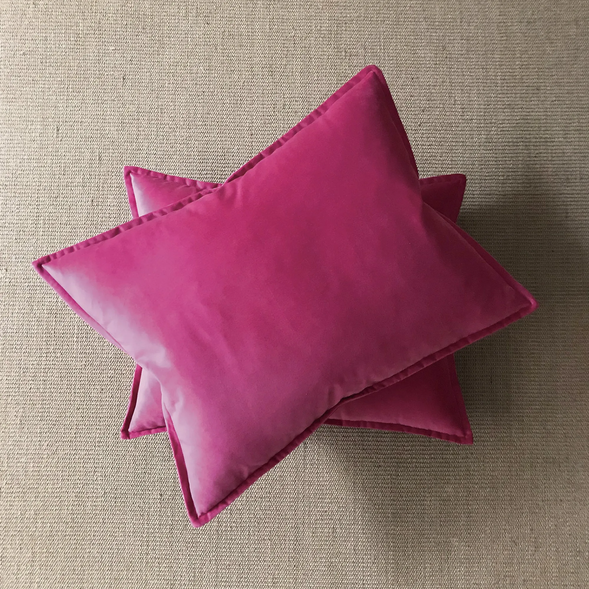 Velvet Standard Sham 20x27 in Hot Pink